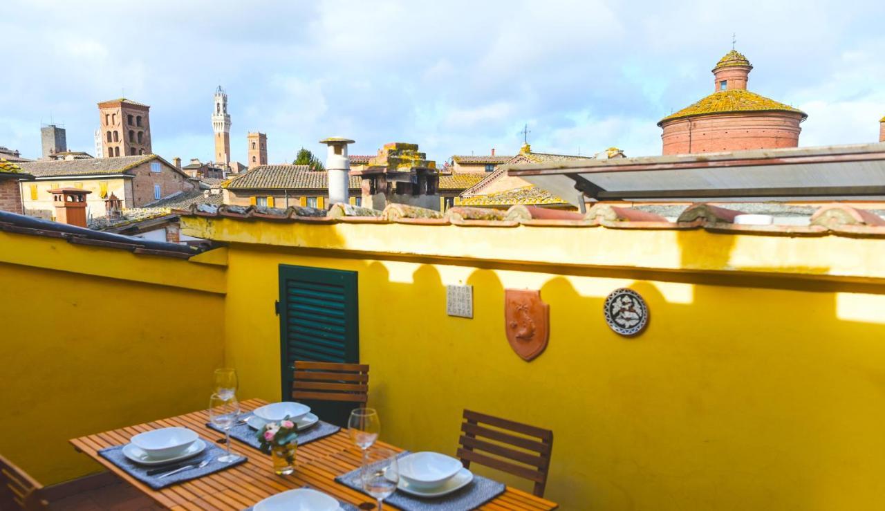 Apartmán Un Terrazzo Sulla Magia Siena Exteriér fotografie
