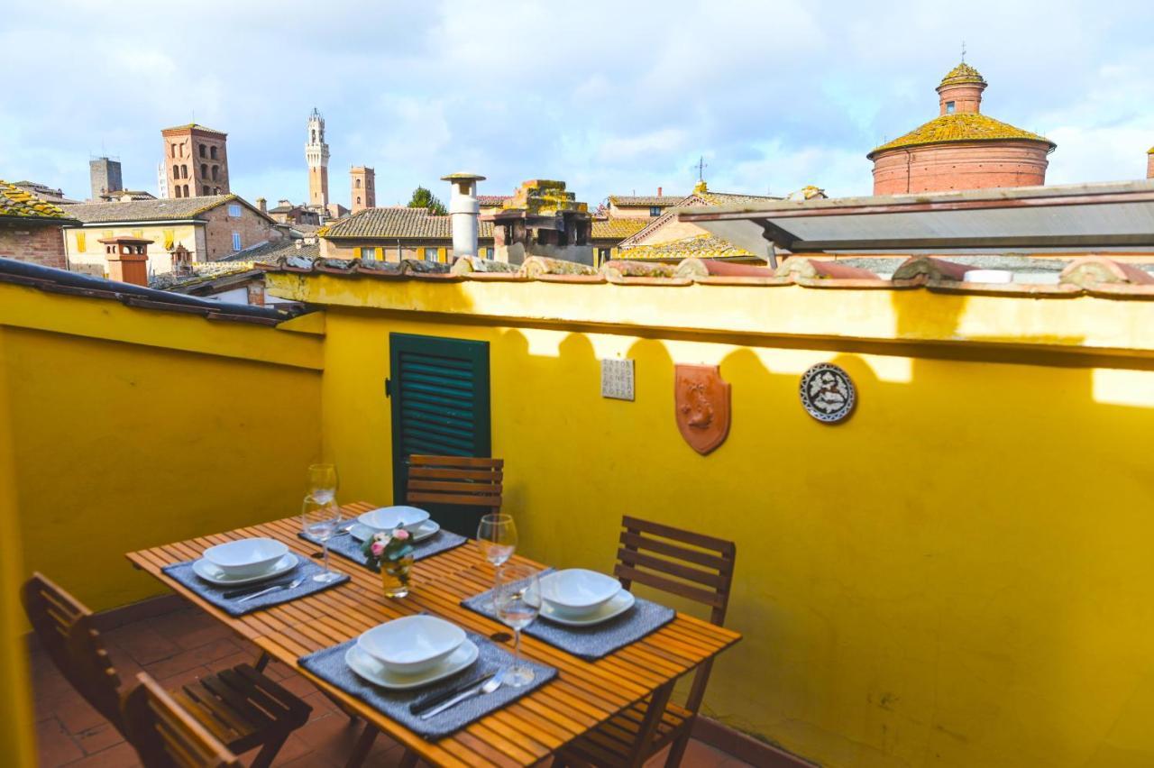 Apartmán Un Terrazzo Sulla Magia Siena Exteriér fotografie